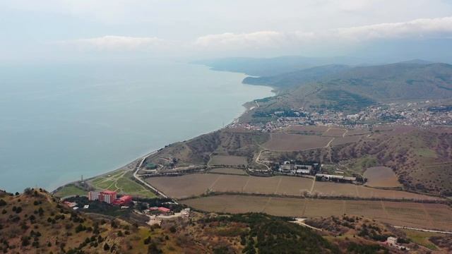Ильинская церковь, Хребет Сонки-Сырт, Крымский "язык тролля", Кутлакская бухта. Крым 4K смотреть онлайн