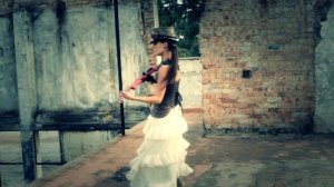 Hyena - Caitlin De Ville.mp4