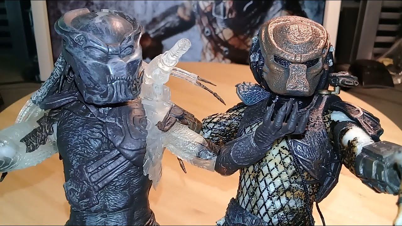 Unpack and Review! Berserker Predator vs City Hunter Predator. A Toys'R' US excl. 2-pack by Neca! смотреть онлайн