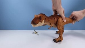 Jurassic World Fallen Kingdom Thrash 'n Throw Tyrannosaurus Rex Toy Review Mattel