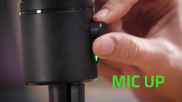 Razer Seiren X USB Streaming Microphone Professional Grade Built-in Shock Mount смотреть онлайн