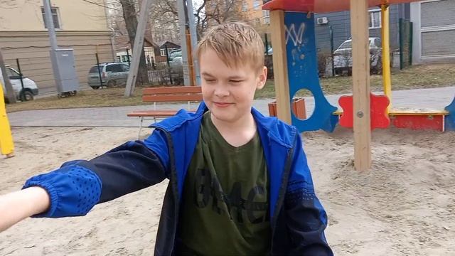 на день рождения артем подарил мне яхту смотреть онлайн