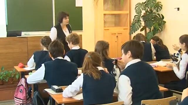 Старооскольская православная гимназия получила новую мебель смотреть онлайн