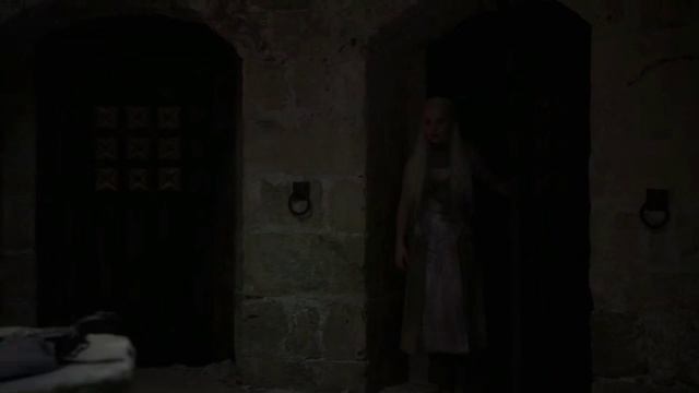 Khaleesi saving her Dragons - Game Of Thrones смотреть онлайн