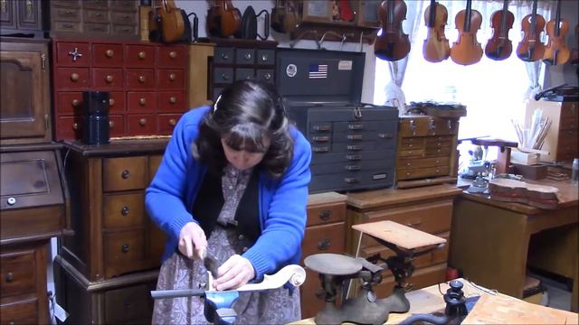 Violin Making Adventures #81 (Cheryl Macomber Violin Maker) Youtube Violin a Major Repair смотреть онлайн