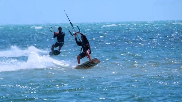 Kite Surfing at Miami Kite boarding - Kite surfing Florida смотреть онлайн