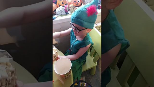 #halloween #приколы  #смешное #интересное #halloween #хэллоуин #zombiesurvival