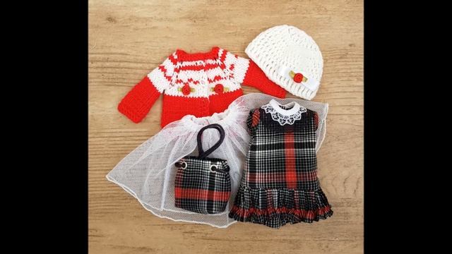 Three red and black outfits doll Little Darling/ Три красно-черных аутфита для куклы Литтл Дарлинг смотреть онлайн