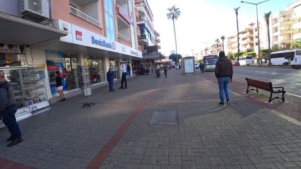 ?? ALANYA Пустая без туристов главная улица Алании в феврале
