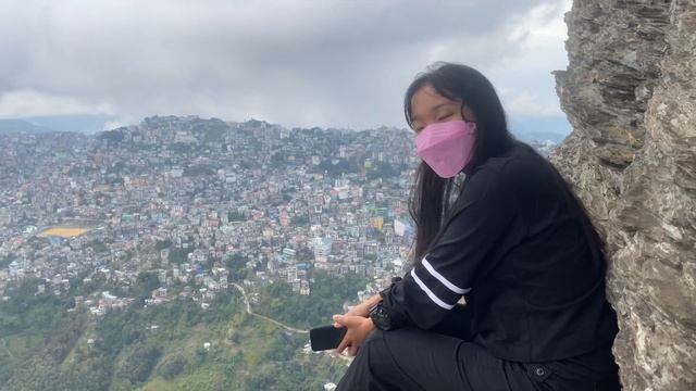 Fighting with Acrophobia, Basophobia and Philophobia. смотреть онлайн