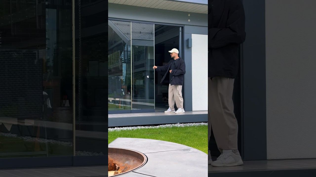 Как продлить эксплуатацию своей террасы на примере дома от Modern Space Studio #zrobimarchitects смотреть онлайн