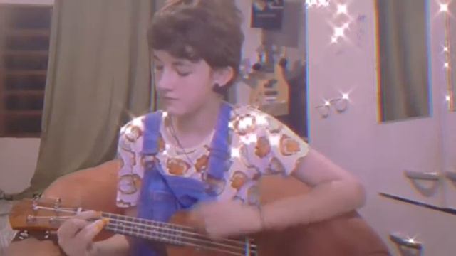 Girl in red- We fell in love in october (cover) смотреть онлайн