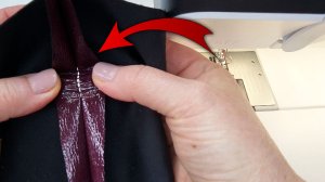 Как шить кожу без дырок: Нужен скотч и полоска ткани