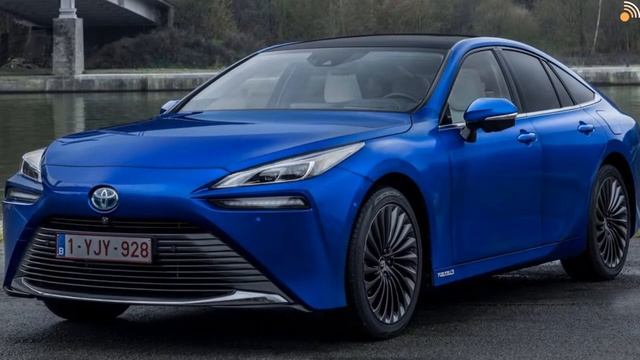 2022 Toyota Mirai - beautiful sedan! смотреть онлайн