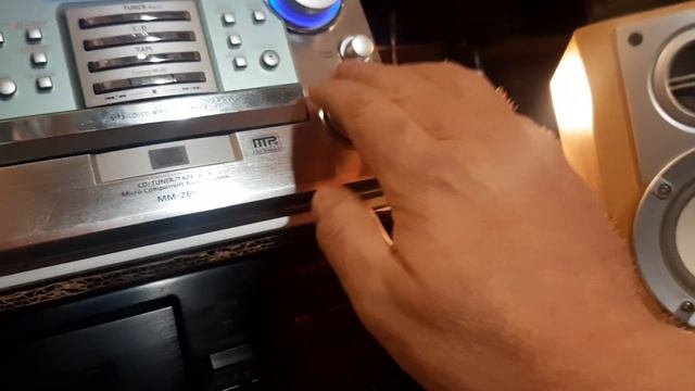 Music Center Samsung MM-ZB9 + remote, subwoofer, first test. смотреть онлайн