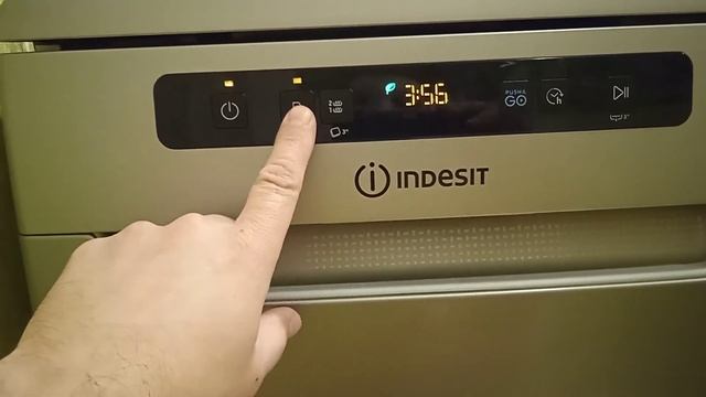 Посудомоечная машина Indesit DSFC 3T117 S смотреть онлайн