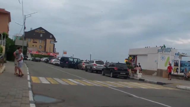 Идем на пляж Чайка (Адлер), а там - огромные волны. . Черное море. Beach Black sea смотреть онлайн