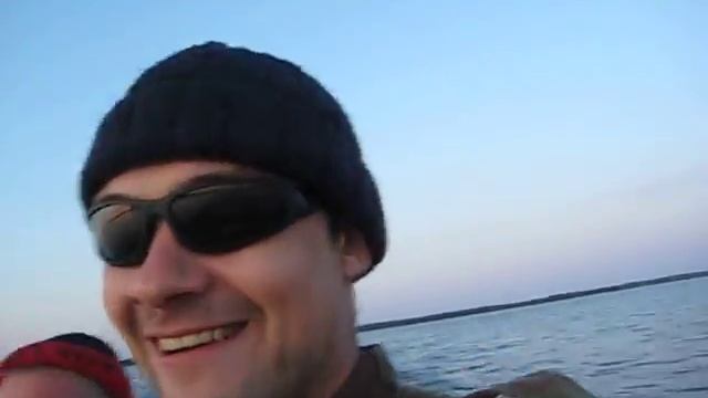 Рыбалка в Карелии .Лодка ПВХ тащит. смотреть онлайн