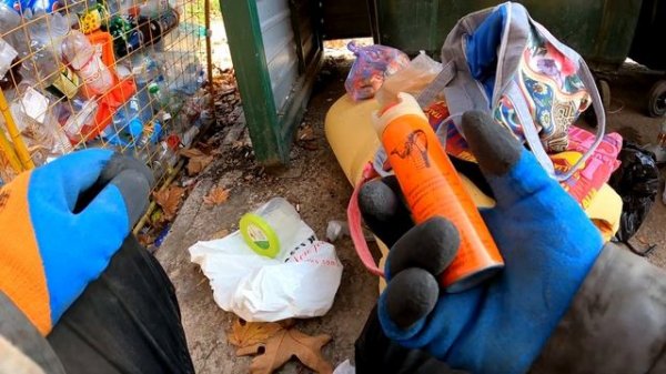 На машине по Помоечкам.Находки на помойках