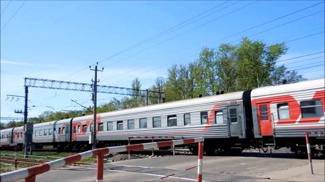 ТЭП70-350 с поездом №080Ч Калининград — Санкт-Петербург на перегоне Павловск — Царское Село смотреть онлайн
