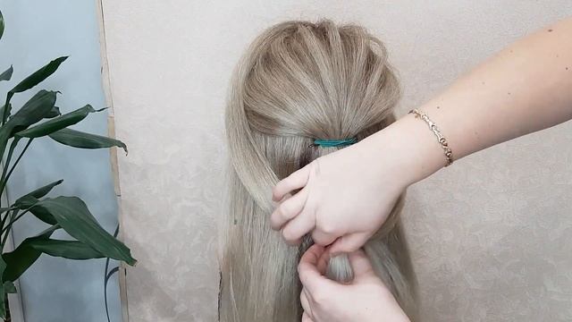 НЕОБЫЧНАЯ Прическа на длинные волосы / Прическа 2021 смотреть онлайн