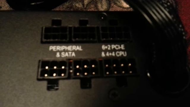 Corsair CX750M распаковка смотреть онлайн