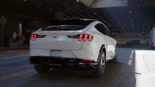 2023 Ford Mustang Mach E Review || Is It The Best EV Crossover SUV To Buy? смотреть онлайн