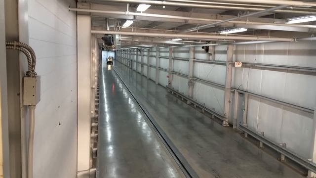 2016 Volvo XC90 Small Overlap Crash Test at IIHS (Behind the Scenes) смотреть онлайн