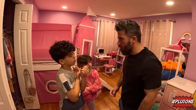 LORENZO y DANIELA están SUSPENDIENDO el AÑO ESCOLAR| 4PLUSONE смотреть онлайн