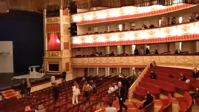 Александринский театр (Санкт-Петербург). Alexandrinsky Theater (Russia, St. Petersburg). смотреть онлайн