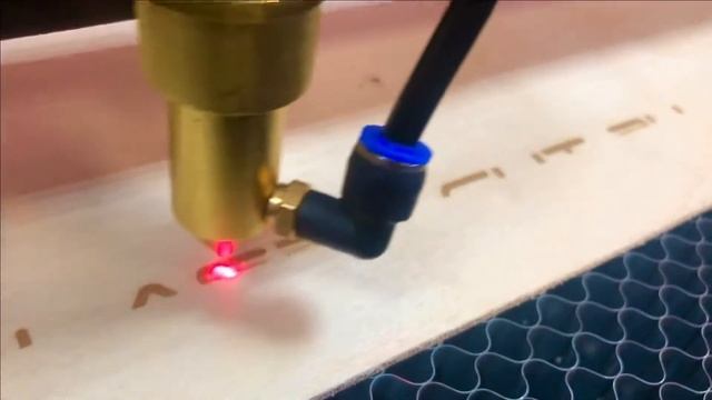 Laser Cut 24 - студия лазерной резки и гравировки смотреть онлайн