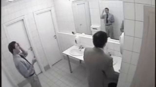 Туалет смотреть онлайн