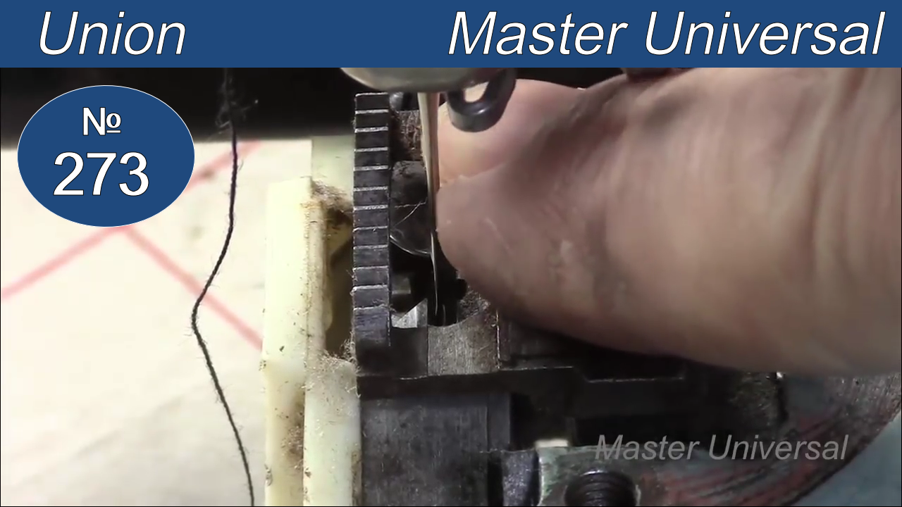 Как приблизить челнок к иголке. Лучшая проверка машины на пропуски, петлеобразование. Видео №273