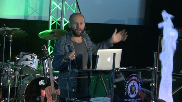 Алексей Романов "Испытание и искушение разные вещи" 10.09.16 утро смотреть онлайн