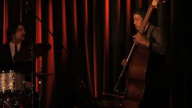 SOON KIM LIVE at GRUENER SALON 1 смотреть онлайн