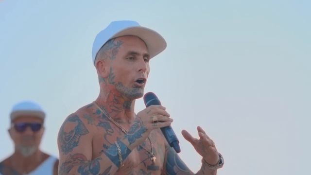 Ke Personajes ft Cambacua | Disfruto , La Quiero a Ella (Version Samba) смотреть онлайн