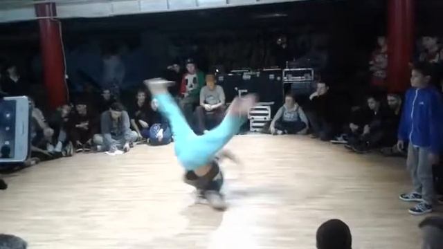 Это Брейк данс Казахстана Парковка Стилей смотреть онлайн