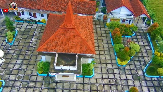 Pesona Pagi hari di Kantor Desa Sidorejo || View Drone Mjx bugs 16 pro 4k 3 axis gimbal~EIS смотреть онлайн