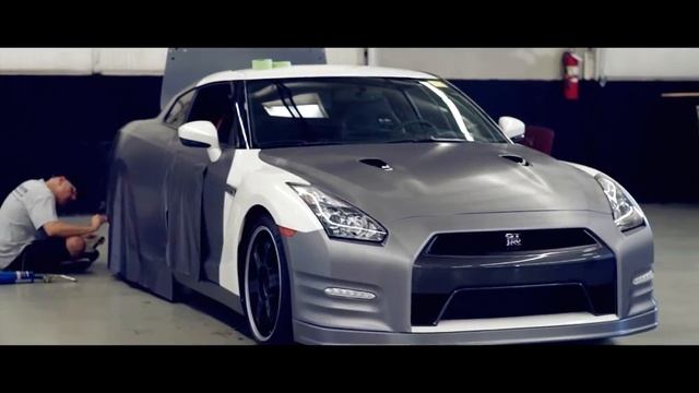 Nissan GTR Full Wrap in 3M Brushed Steel - Fineline Graphics смотреть онлайн