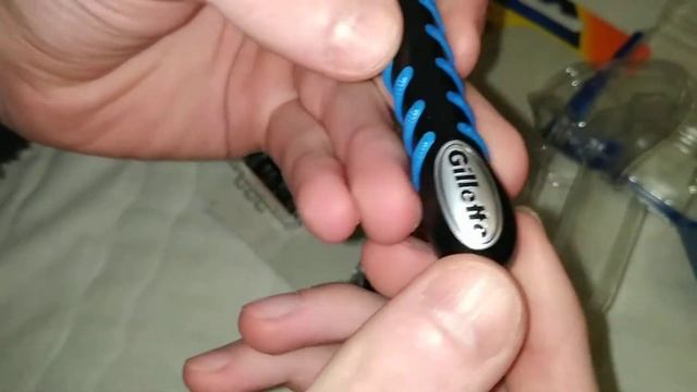 Gillette Blue 3 Shaver | Blade смотреть онлайн
