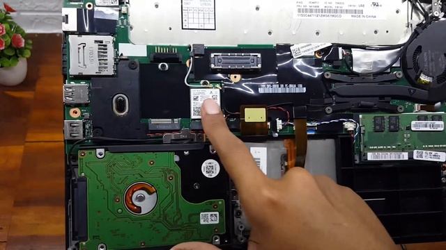 x260 Bisa Upgrade Apa Aja?! - Laptop Disassembly смотреть онлайн