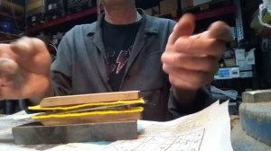 Шкерочный нож спутник он же карасик ,камбалка ,нессмук