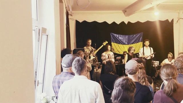 "Ой, ходить сон".Присвячується нашим братам-воїнам КОНСТЯНТИНУ ГНІТЕЦЬКОМУ та РОМАНУ ВАКУЛІ. "DRUZI смотреть онлайн