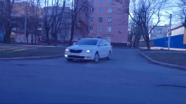 ХАРЬКОВ 6.12.22 ТРЕВОГИ .... смотреть онлайн