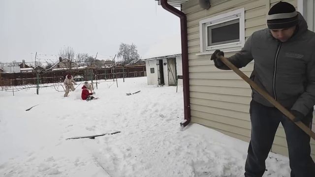 Переезд в Россию/Наш новый шкаф, создаём уют/Захламили дом/Делаем тушёнку смотреть онлайн