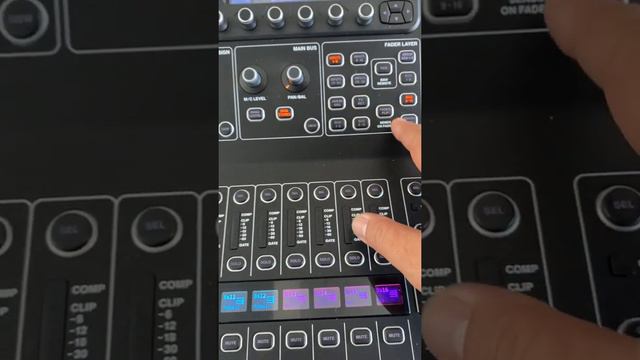 Sử dụng sơ bộ Midas M32R смотреть онлайн