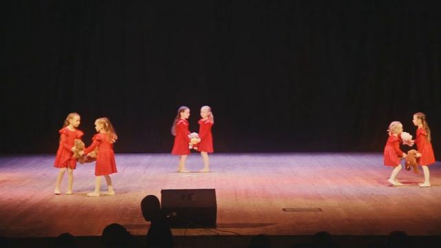 FAMILY DANCE - Танец с игрушками, Детская хореография, Танцы Оренбург смотреть онлайн