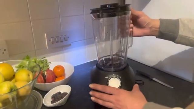 Philips 3000 Series HR2041/01 Blender смотреть онлайн