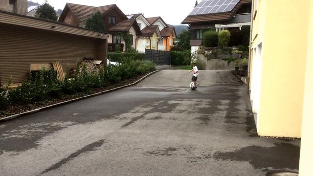 Mark's first day on Ninebot One смотреть онлайн