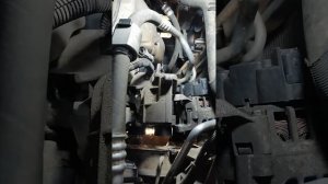 снятие генератора логан